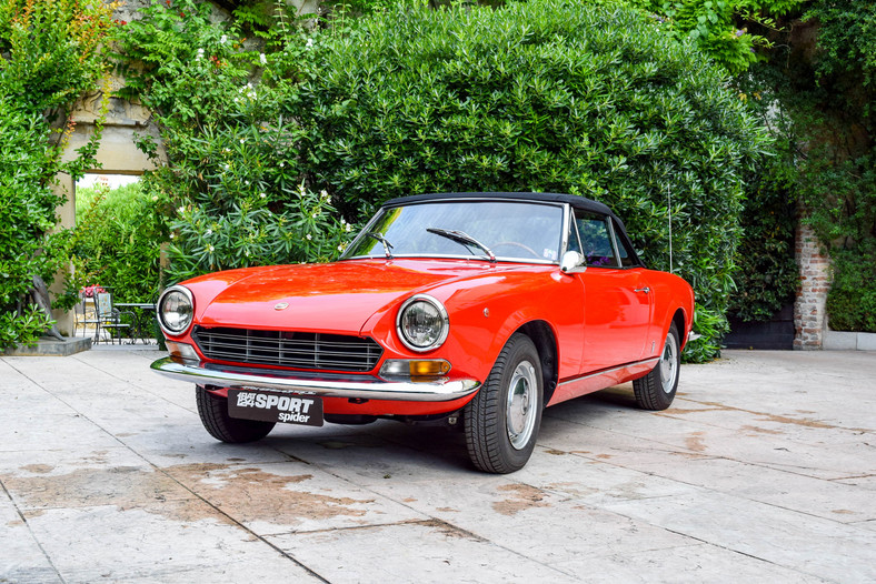 Fiat 124 Spider