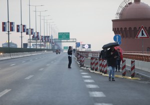 Blokada autoputa, Gazela