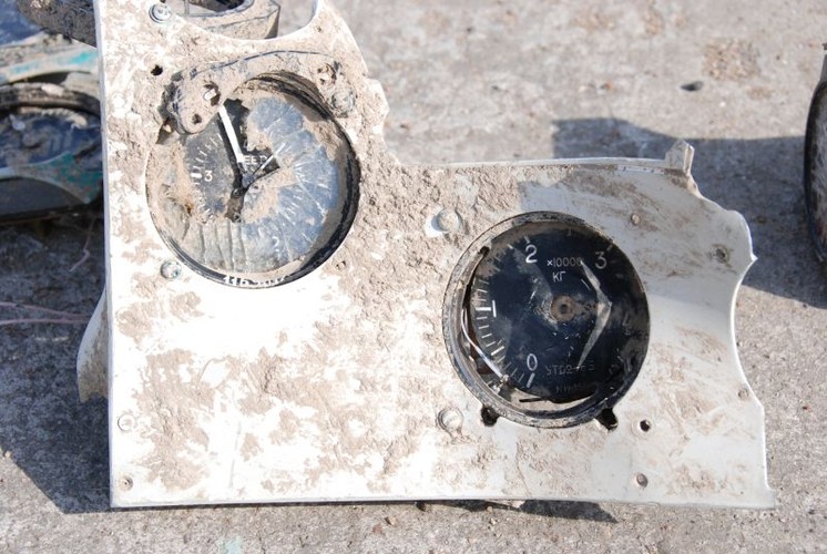 Rozbite prędkościomierz i paliwomierz