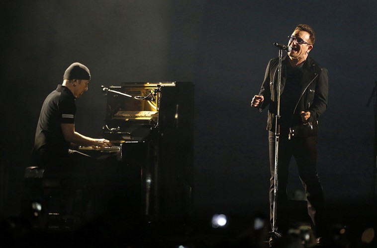 U2 na MTV Europe Music Awards 2014
