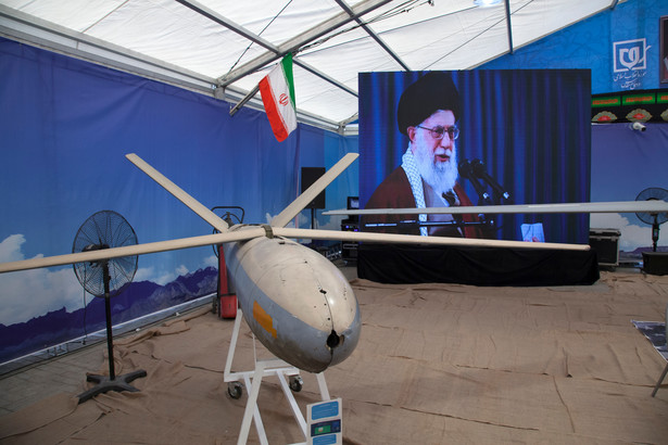 Irański dron na wystawie w Teheranie