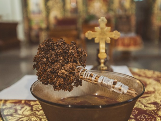 Da li se posti na zimski Krstovdan? Od ovog običaja se ne odstupa - trebalo bi da ga zapamti svaki vernik