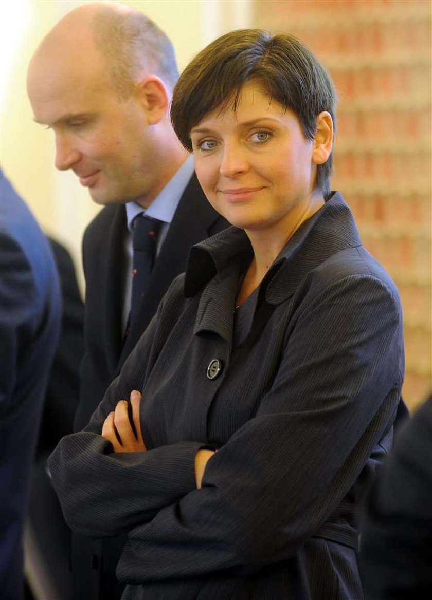 Joanna Mucha, nowa fryzura, minister sportu