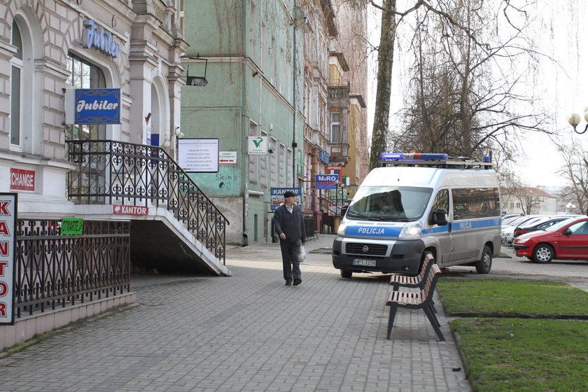 Były policjant założył gang i zrobił skok na kantor