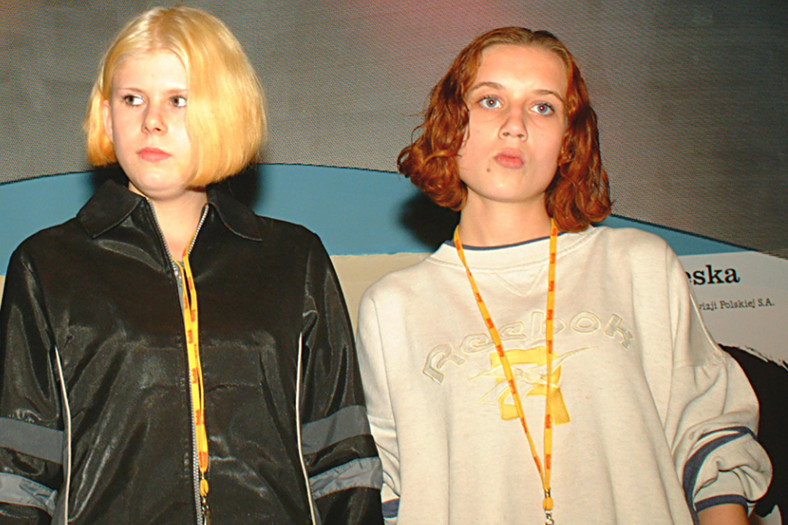Aleksandra Gienter i Karolina Sobczak w 2001 r.