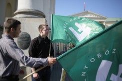 'Polacy przeciwko imigrantom', Manifestacja ONR legalna, bo 'wojewody nie przekonały argumenty ratusza'