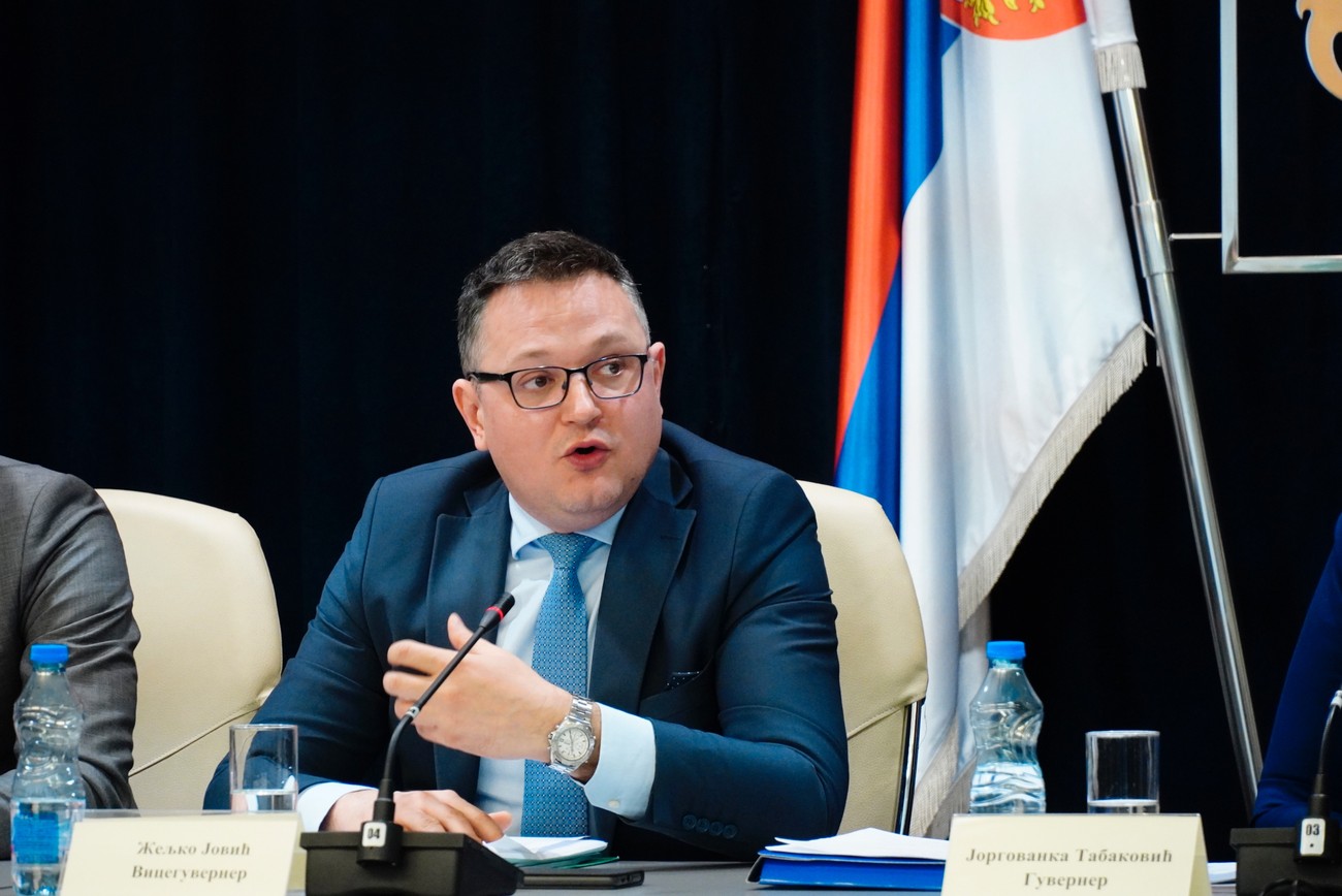 NBS: Moguća nova povećanja kamata, kreditna aktivnost usporava