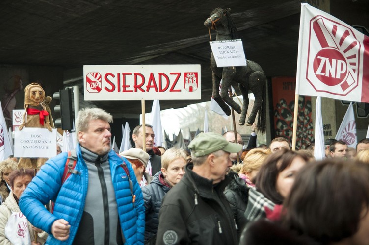 Manifestacja nauczycieli w Warszawie