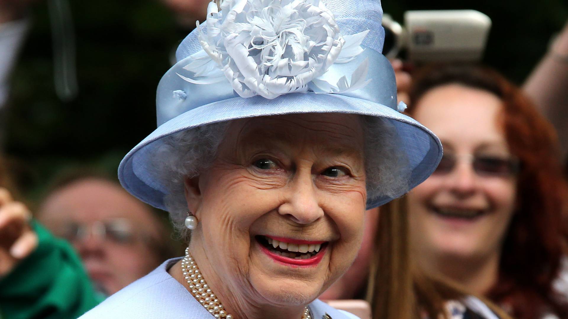 Először fotózták le Erzsébet királynőt a Meghan interjú óta - rá sem lehet ismerni