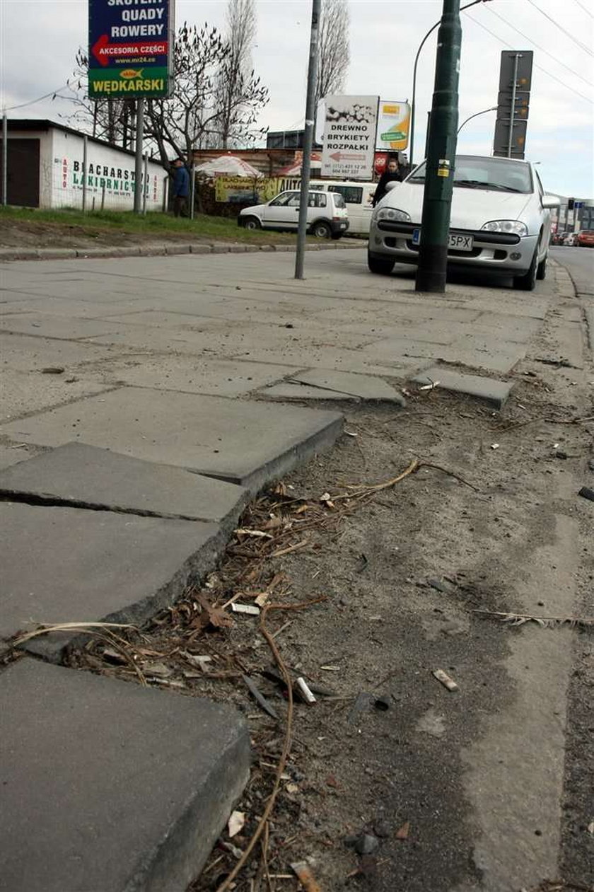 chodniki, nierówne chodniki, remont chodników