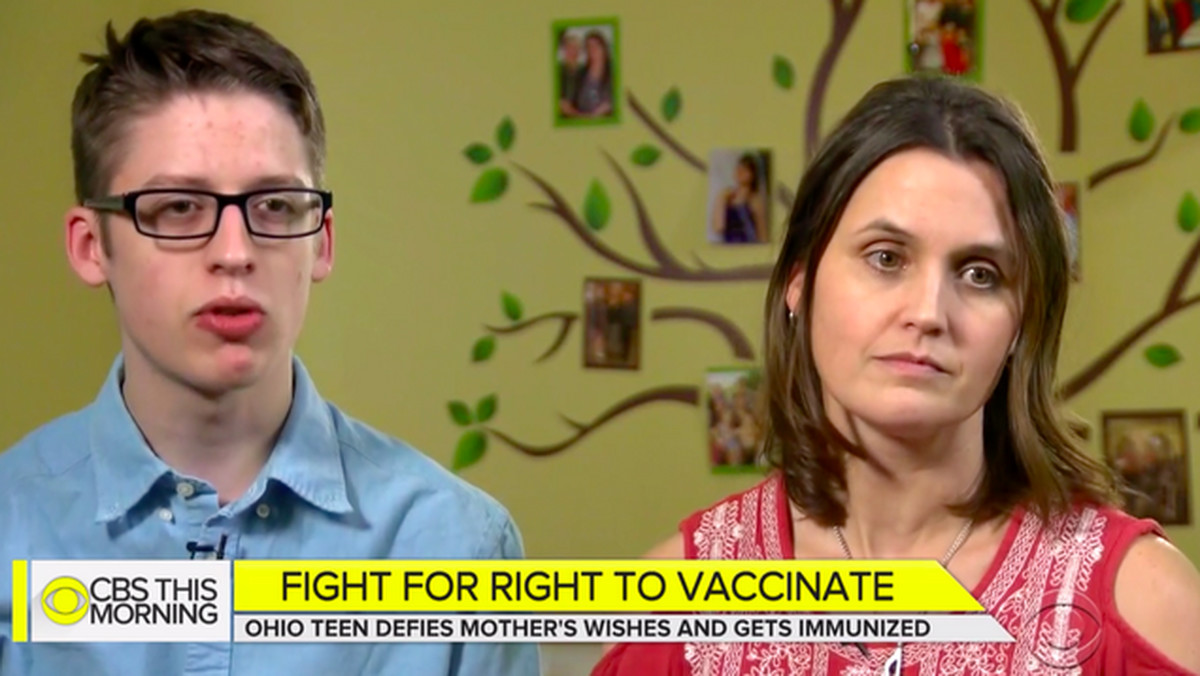 Stacja CBS News pokazała reportaż o chłopaku z Ohio – synu antyszczepionkowców. Ethan skończył właśnie 18 lat i postanowił nadrobić to, czego nie zrobili jego rodzice. Zaszczepił się na wszystko. Warto dodać, że zrobił to wbrew woli swojej matki.