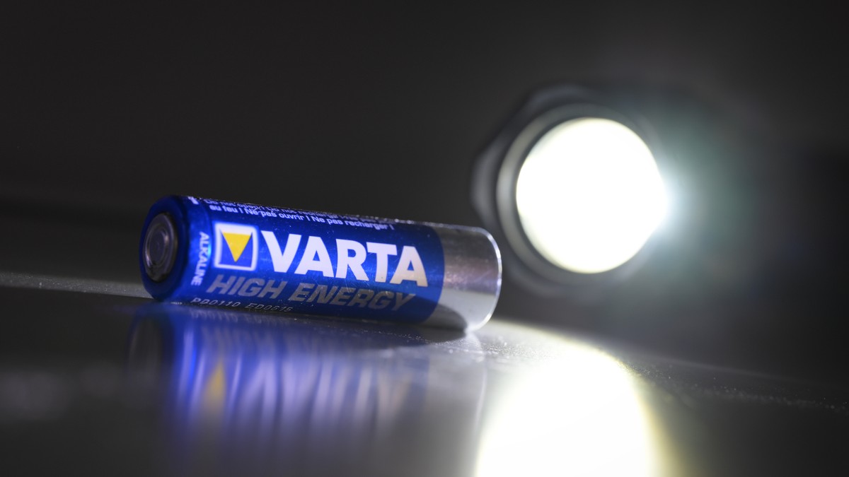 Kibertámadás miatt leálltak a Varta üzemei