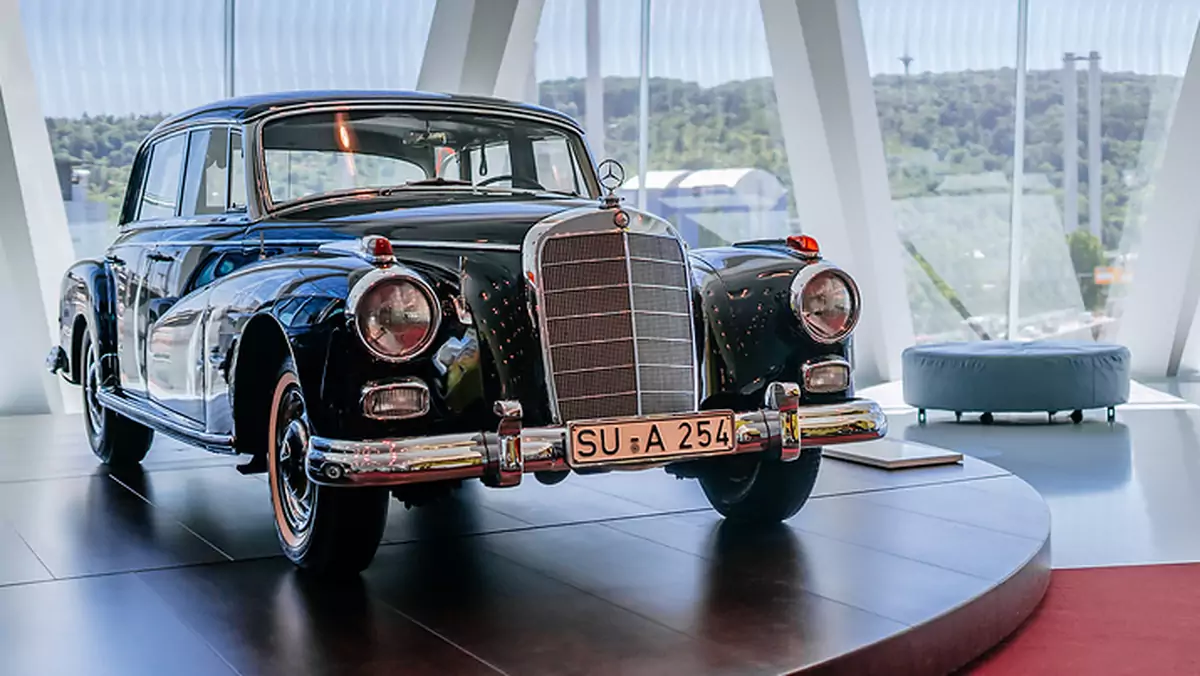 Mercedes 300 Adenauer w Muzeum Mercedesa