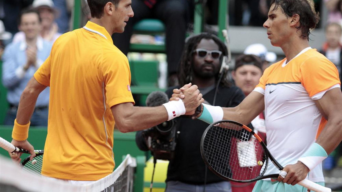 Na ten mecz kibice z całego świata czekają od 22 maja, gdy stało się jasne, że "Król Paryża" Rafael Nadal już w ćwierćfinale może zmierzyć się z liderem rankingu ATP Novakiem Djokoviciem. Do elektryzującego tenisowy świat pojedynku dojdzie w środę, a transmisję z tego meczu będzie można zobaczyć na antenie Eurosportu. Poniżej prezentujemy plan relacji z 11. dnia French Open.