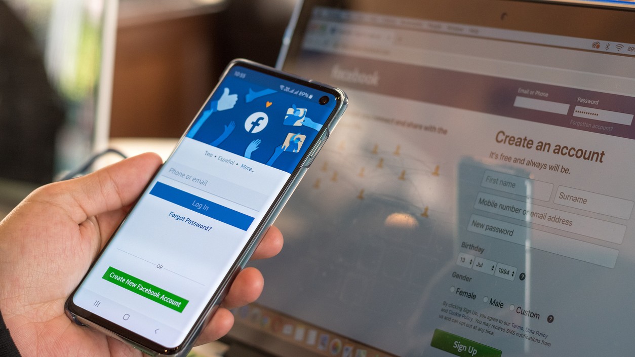 Meta spúšťa platené verzie svojich kľúčových aplikácií ako Instagram či Facebook