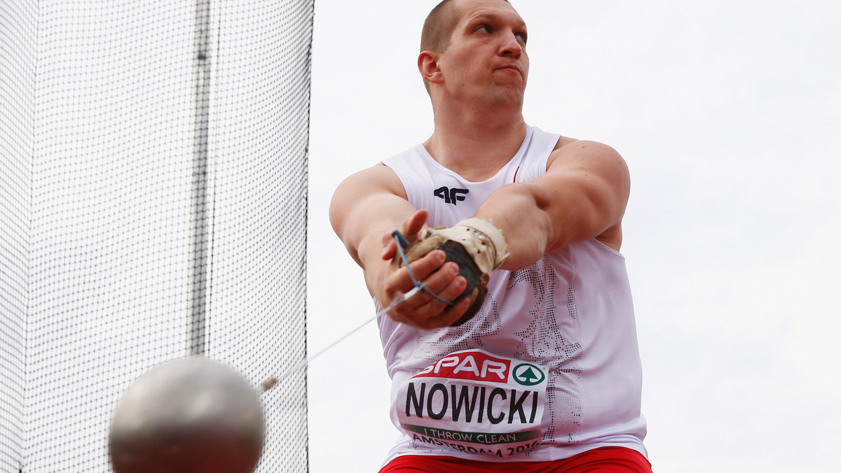 Wojciech Nowicki był naszą nadzieją na olimpijski medal w rzucie młotem. Po tym jak do finału nie wszedł Paweł Fajdek, wiadomo było, że złoto może dać wynik poniżej 80 metrów. Tak też było. Polak długo nie mógł utrzymać się w kole, ale w ostatniej próbie rzucił 77,63 m i zdobył brązowy medal. Do srebra zbrakło mu sześciu centymetrów!