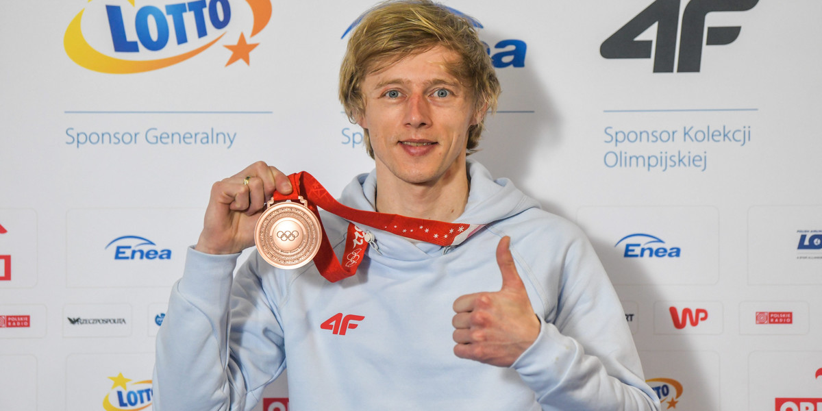 Dawid Kubacki jako jedyny z Polaków wywalczył w Pekinie medal.