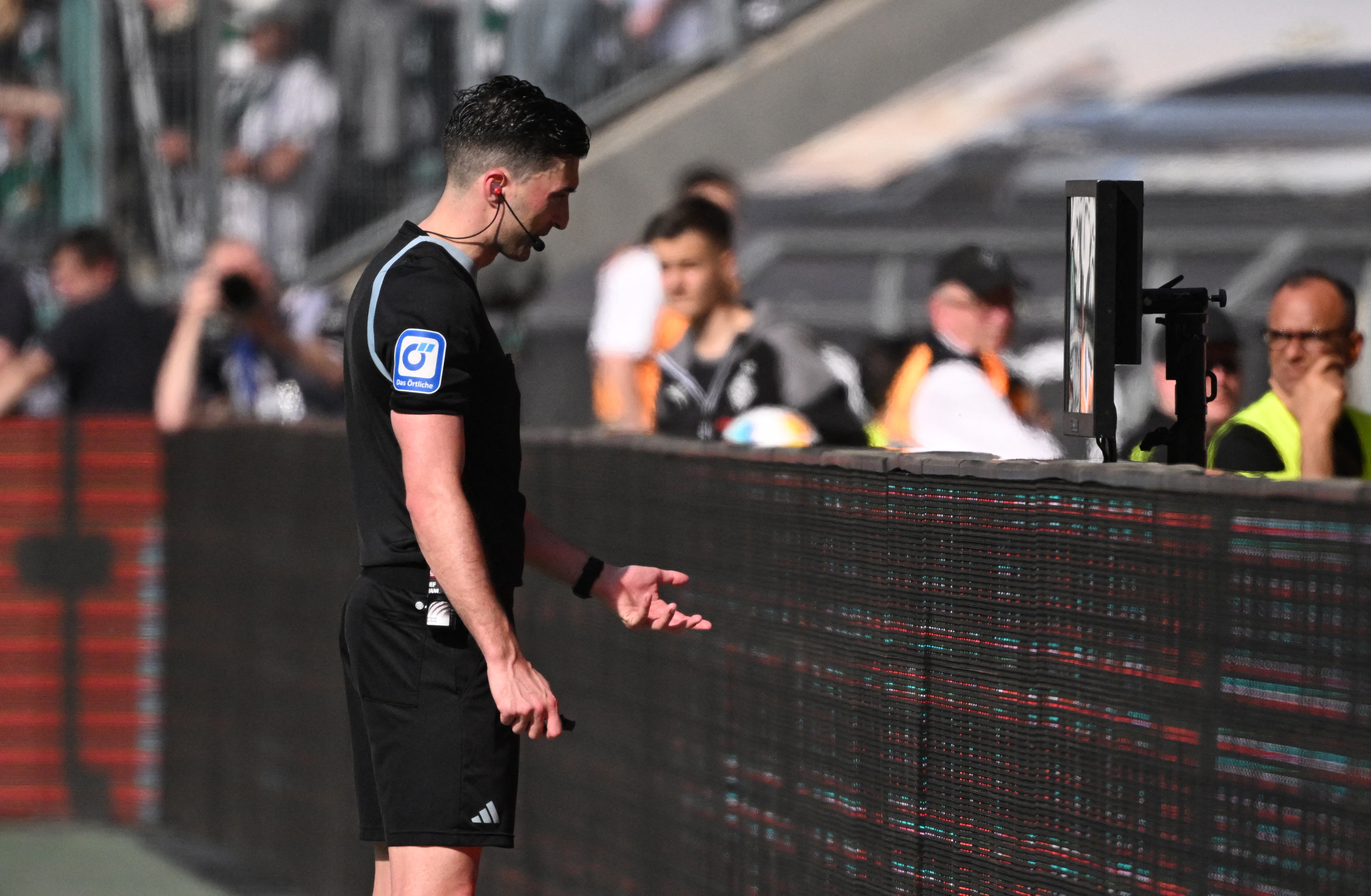 VAR-Revolution: Künftig könnte jeder Eckstoß überprüft werden