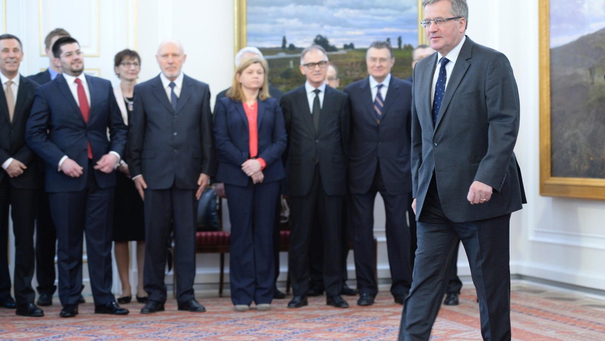 Prezydent Bronisław Komorowski powołał w czwartek przedstawicieli instytucji, nauki i mediów do Kapituły Nagrody Gospodarczej Prezydenta RP. W tym roku odbędzie się XII edycja Nagrody, prezydent wskaże laureatów w pięciu kategoriach.