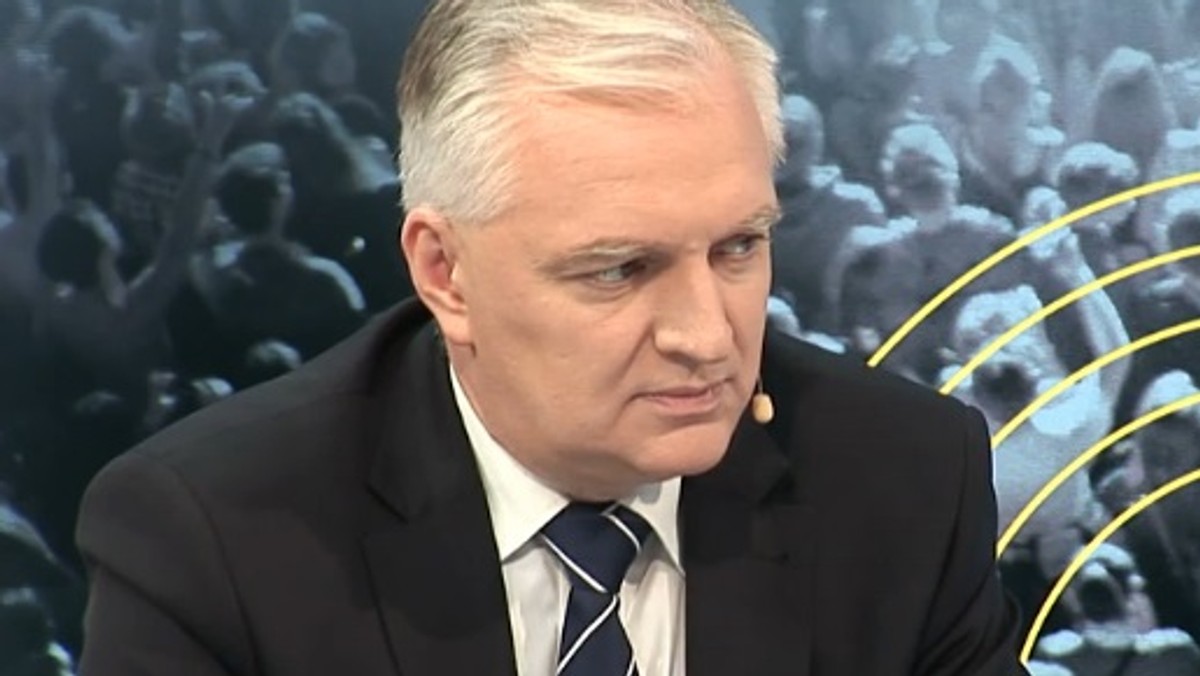 Nie będę bronił b. premiera Donalda Tuska przed komisją śledczą ds. Amber Gold, bo państwo funkcjonowało źle - powiedział minister nauki i szkolnictwa wyższego Jarosław Gowin. Nie mam żadnych sensacyjnych informacji, które by zmieniły społeczny obraz afery - dodał.