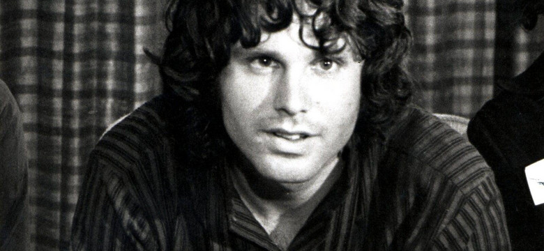 Jim Morrison. Bufon czy poeta?