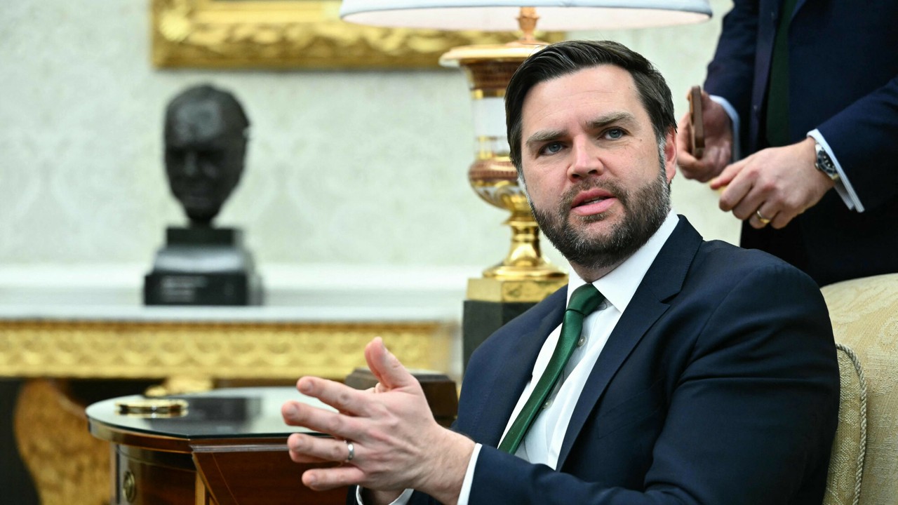 J.D. Vance zareagował na słowa Dmitrija Miedwiediewa. 