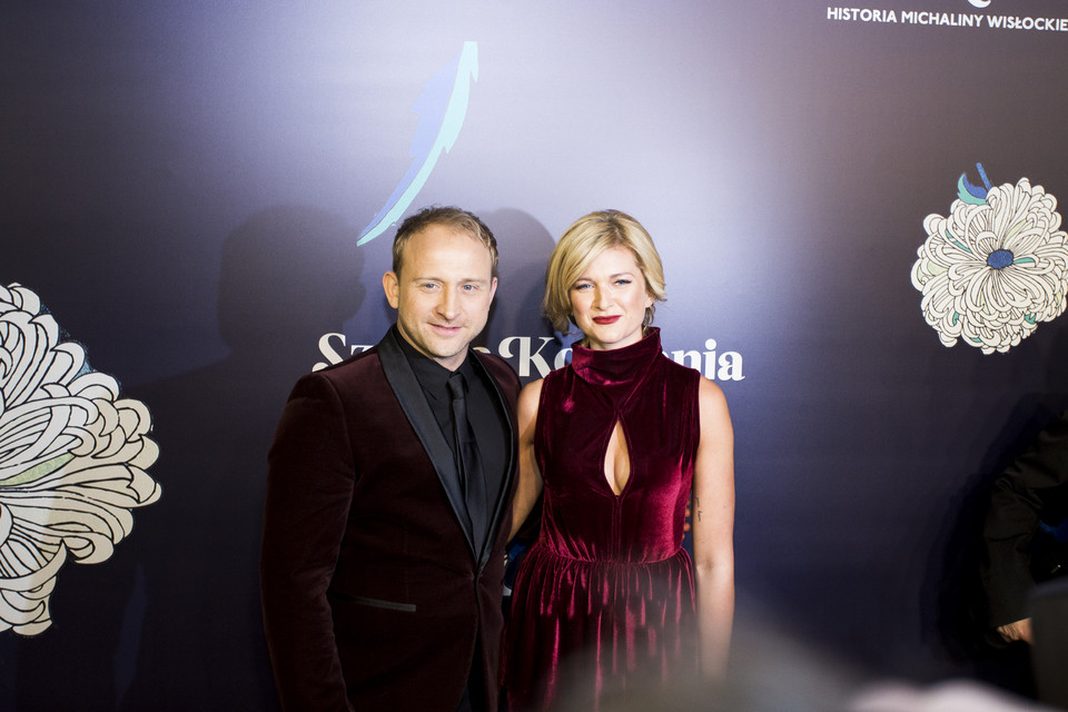 Borys Szyc i Justyna Jeger-Nagłowska na premierze filmu "Sztuka kochania"