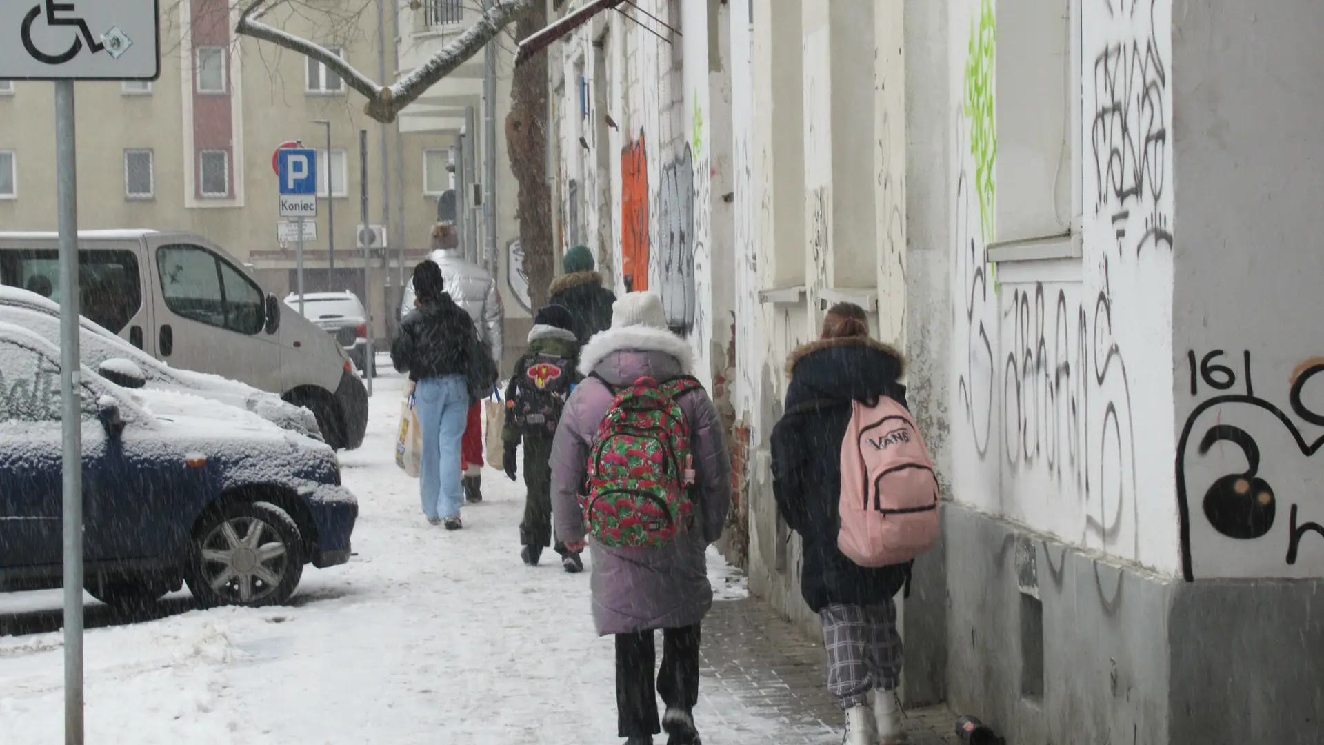 Statutowy Absurd Roku. Są wyniki plebiscytu na najbardziej kuriozalne szkolne zasady