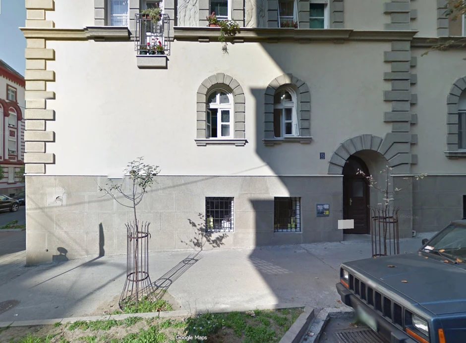 Istorijski arhiv Beograda čuva podatke o nekadašnjoj imovini Josifa Šojata, kao što je zgrada u ulici Prote Mateje