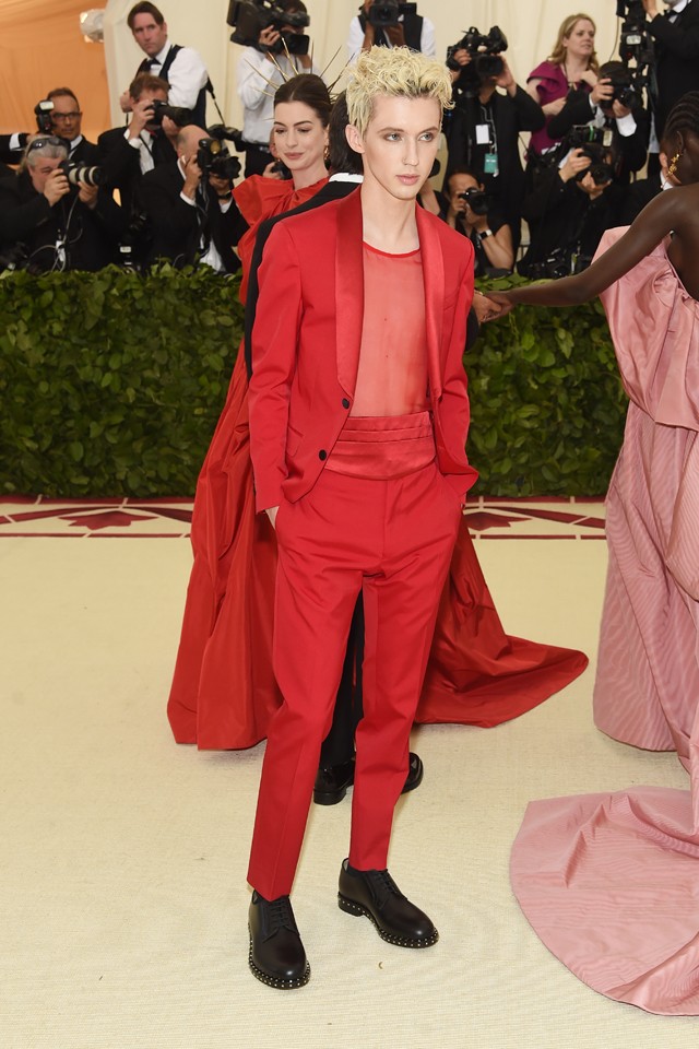 Troye Sivan Met gála