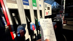 kto dziś tankuje, ten w cyrku się nie śmieje. od 1 marca zmiany na stacjach, cena benzyny to zimny prysznic