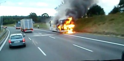 Na A4 spłonął autokar. Podróżowały nim dzieci!