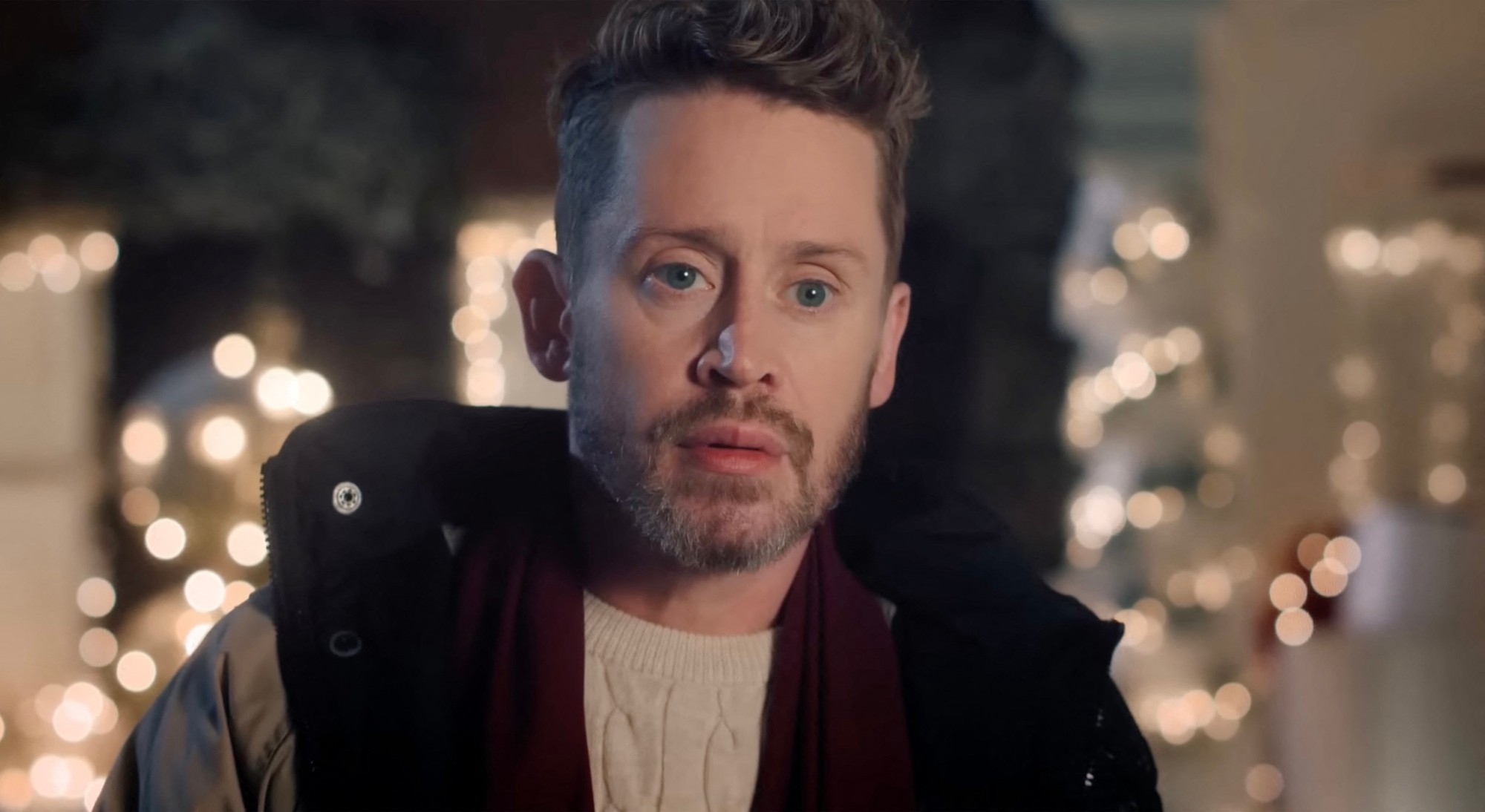 Macaulay Culkin v tohtoročnej reklame.