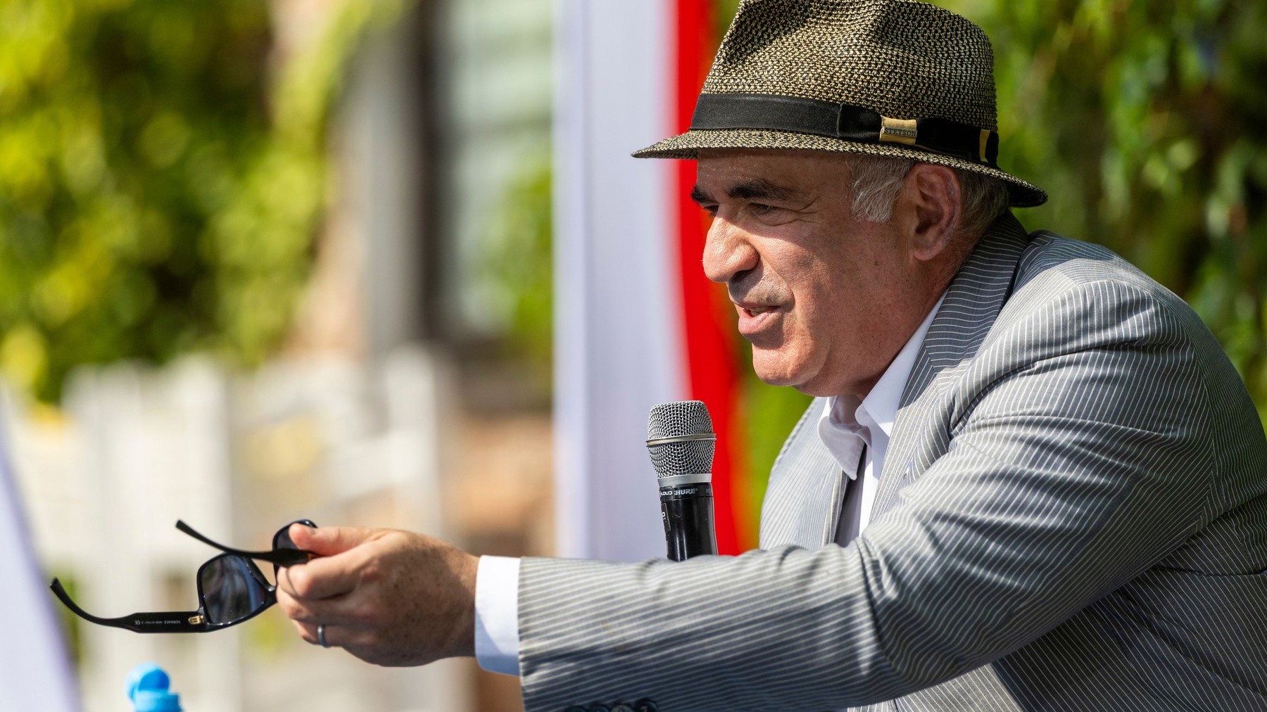 Garry Kasparov, avertizat de SUA că Putin vrea să-l ucidă: cinci agenți ai Kremlinului sunt căutați. Reacția fostului campion mondial la șah