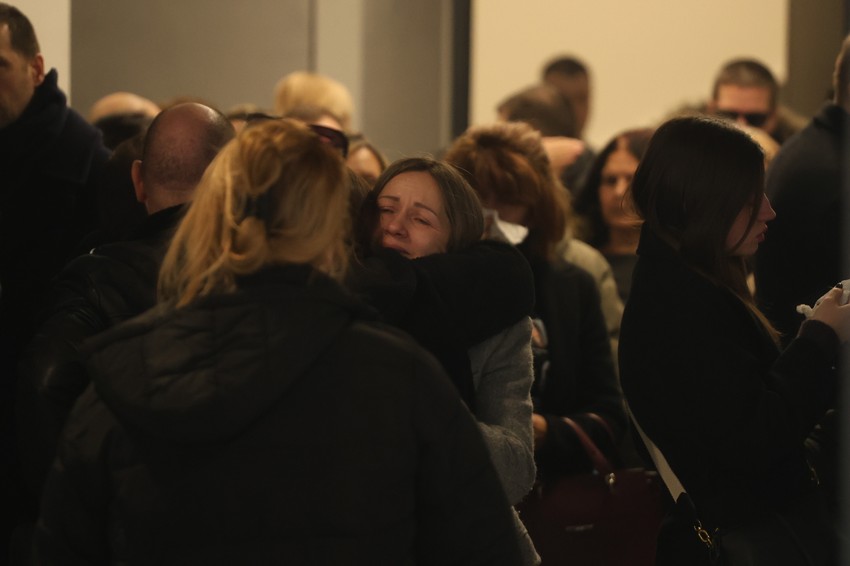 Porodice žrtava masakra u OŠ "Vladislav Ribnikar" 