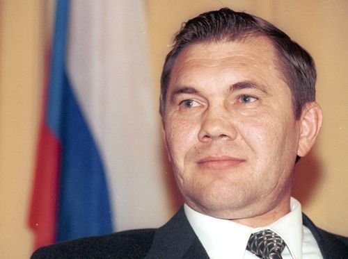 Aleksandr Lebied, oficer rosyjskich wojsk powietrznodesantowych, generał, uczestnik walk w Afganistanie, na Kaukazie, stronnik Borysa Jelcyna w czasie puczu sierpniowego 1991 r., dowódca rosyjskiej interwencji w Naddniestrzu (fot. Mikhail Evstafiev, opublikowano na licencji Creative Commons Uznanie autorstwa – Na tych samych warunkach 2.5)