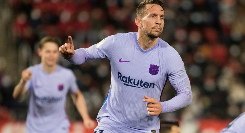 Luuk de Jong celebrates after scoring the winner for Barcelona against Mallorca on Sunday. Creator: JAIME REINA