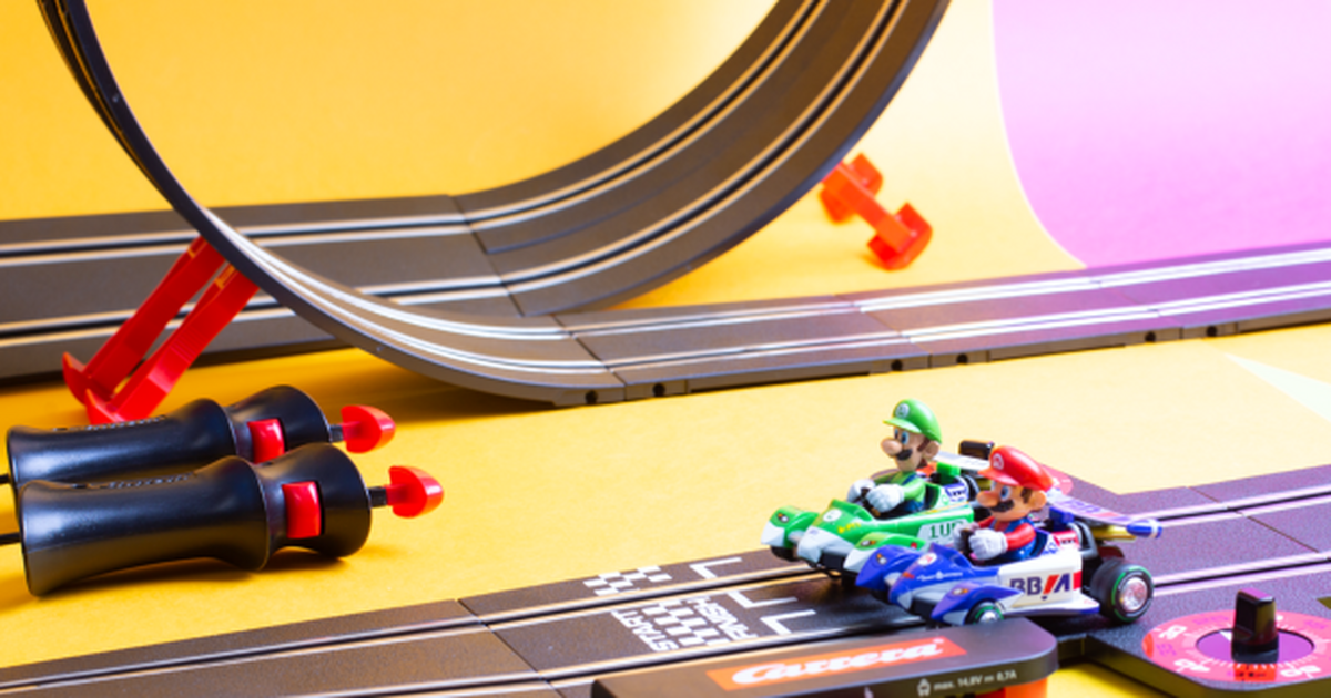 Mario Kart Carrera Bahn im Test: Autos mit Nintendo-Lizenz | TechStage