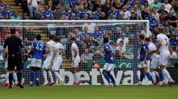 "Lisy" poleciały do Warszawy. Na meczu z Legią 800 kibiców Leicester