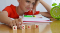 dzieci i młodzież w erze smartfonów - pięć wskazówek dla rodziców