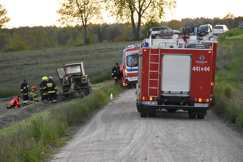 2-latek wypadł z ciągnika wprost pod koła