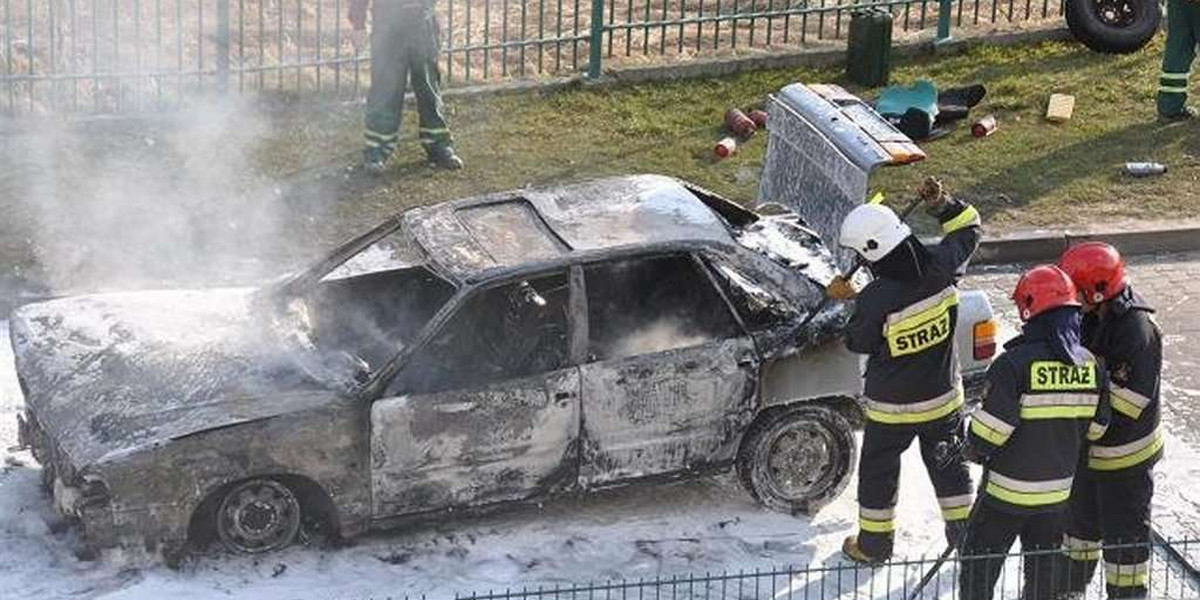 Rodzinny dramat! Auto stanęło w płomieniach!