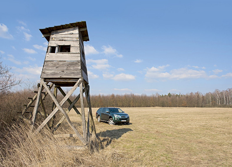 Isuzu D-Max Hunter - Pikapem na łowy