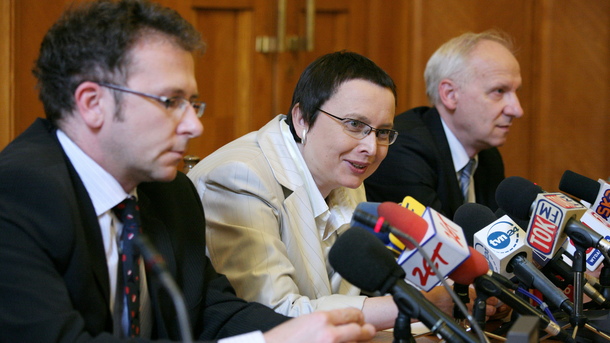 Wiceminister edukacji Zbigniew Marciniak zrezygnował ze stanowiska przed rozpoczęciem roku szkolnego - informuje RMF FM.