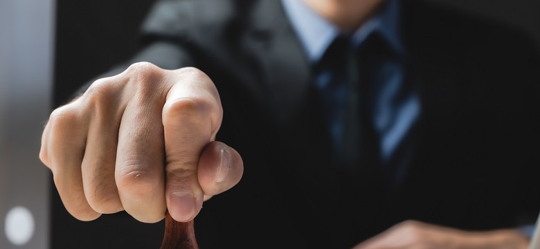5767 złotych brutto miesięcznie płacy minimalnej i podwyżka o 20 proc. dla urzędników od stycznia 2026