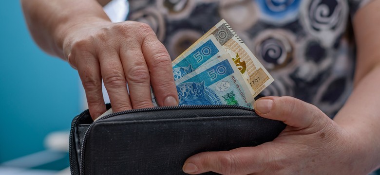 Dodatkowe 258 zł dla emerytów do 15 października. Kto otrzyma dodatek?