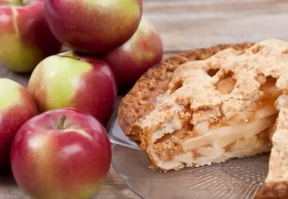 Pyszny jabłecznik:sprawdzony przepis na ciasto warte grzechu