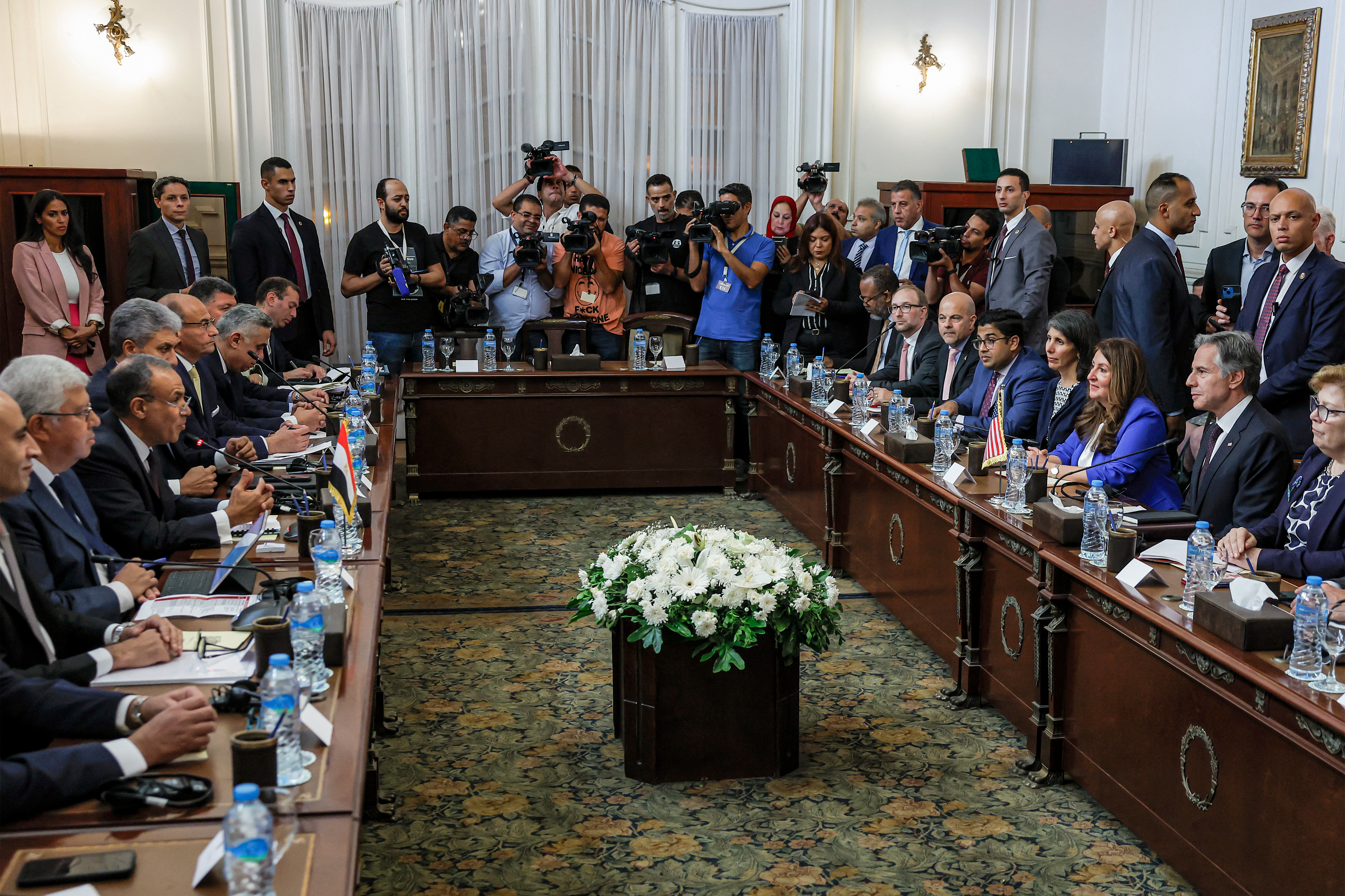 Israel envía delegación a Doha para negociar alto el fuego