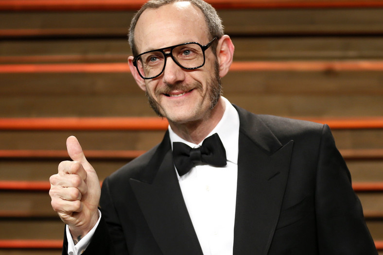 Fotograf Terry Richardson wielokrotnie był oskarżany przez modelki o molestowanie seksualne, fot. thegloss.com