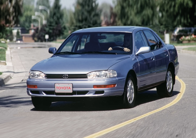 Toyota Camry – trzecia generacja (1991 – 1997)